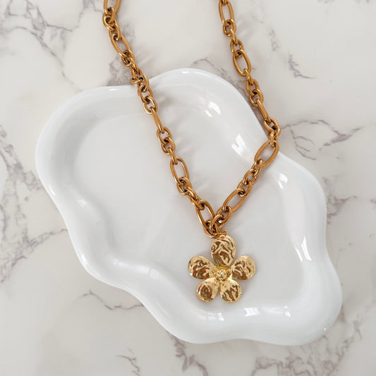 Solora Necklace