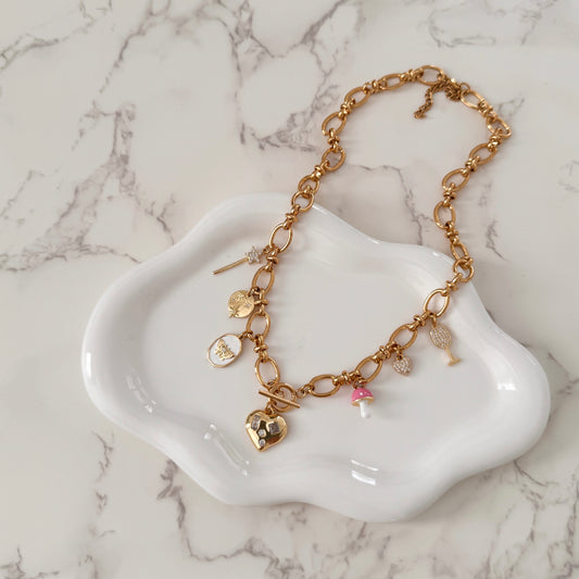 Roselú Necklace