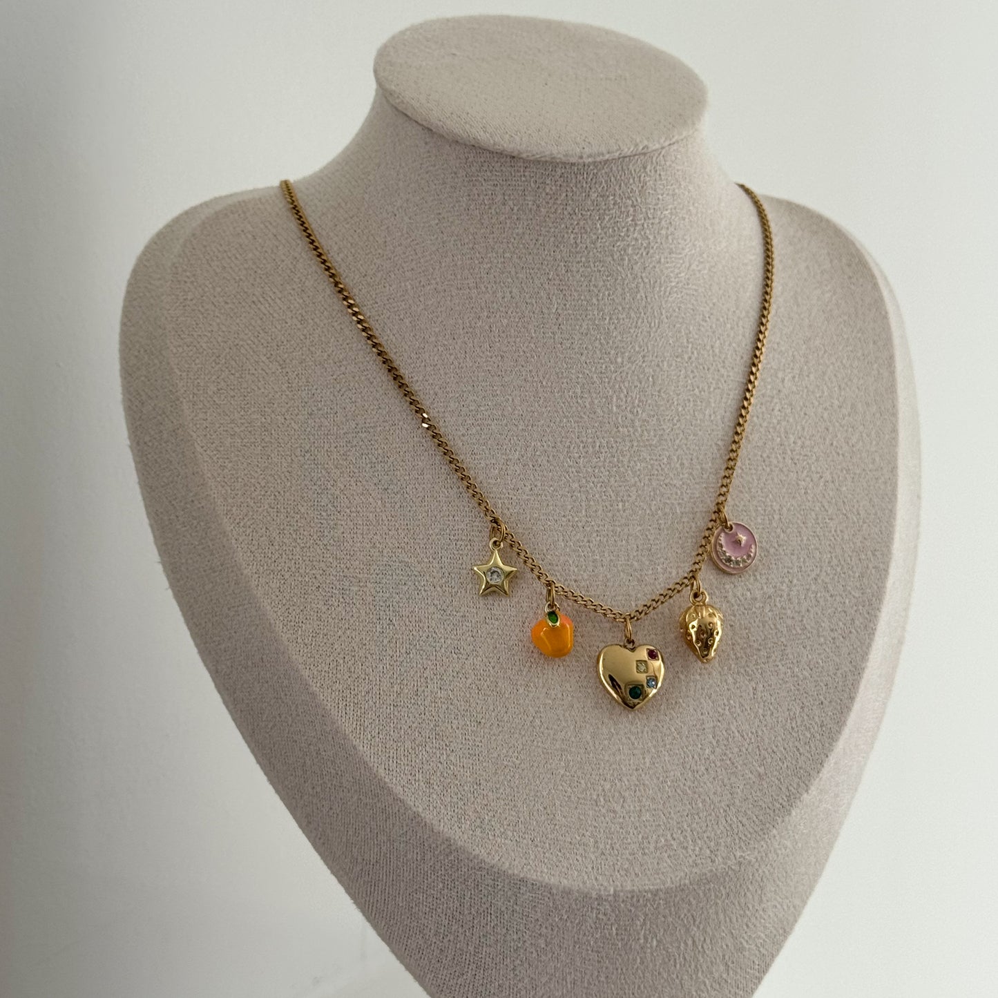 Mango Rosé Necklace