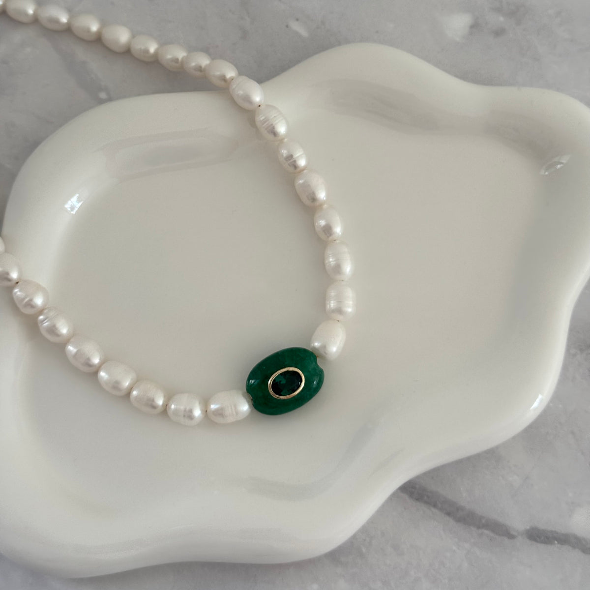 Esmeralda Choker